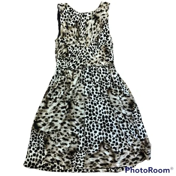 Leopard Print Sleeveless Dress - Picture 8 of 9